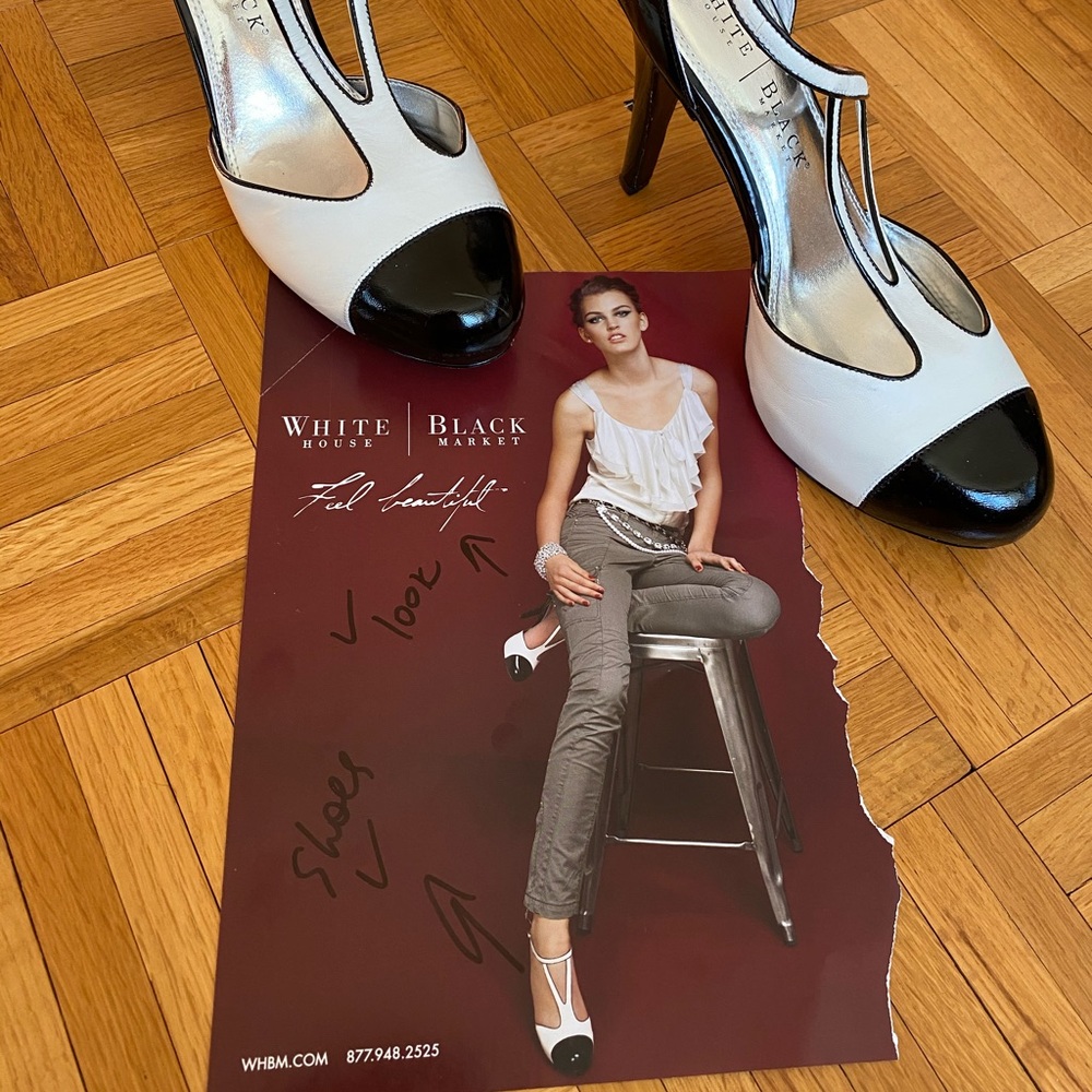 White House Black market Ellie pumps